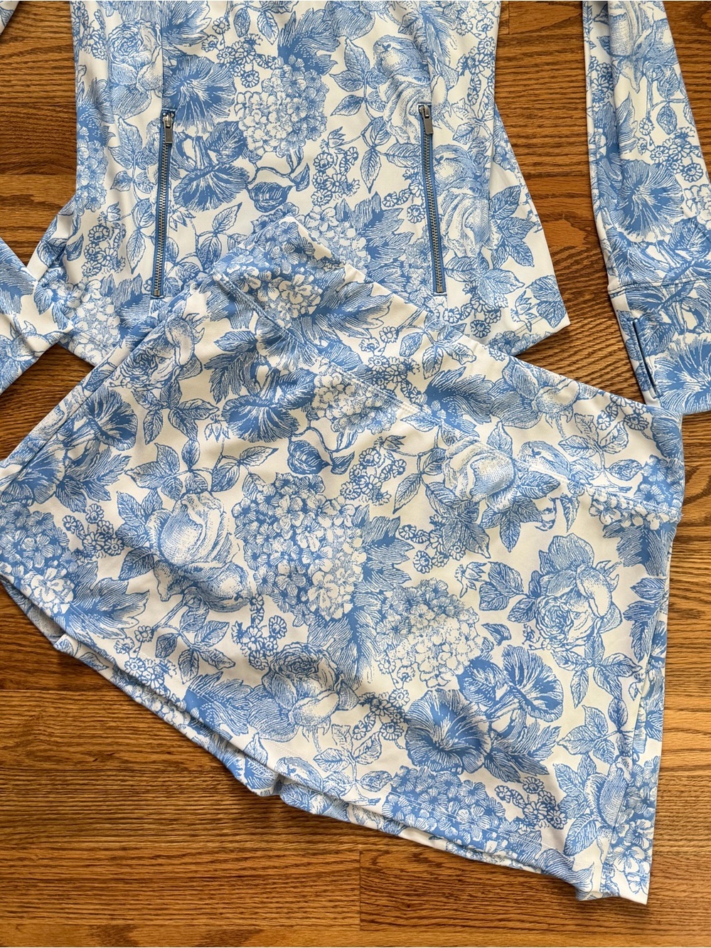 Laura Ashley Blue and White Floral  Skirt with built in shorts size small